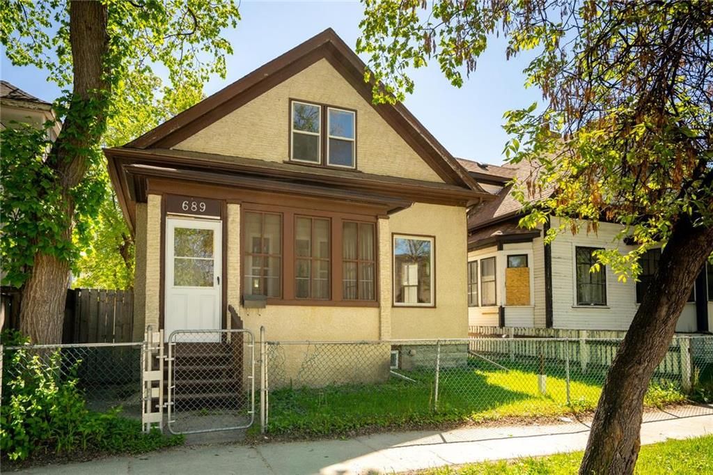 I have sold a property at 689 Beverley ST in Winnipeg
